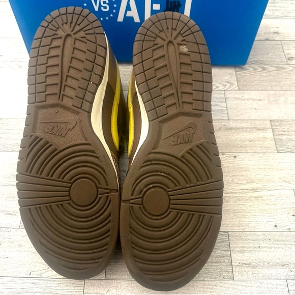 Nike Undefeated X Dunk Low SP ‘Canteen’ - Picture 4 of 7